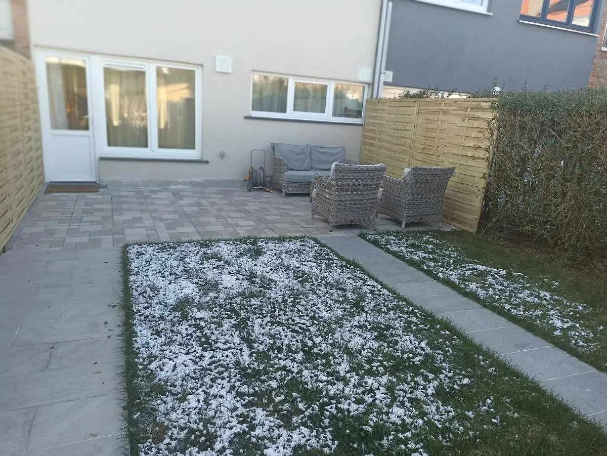 Holiday home Cosy House With 3 Rooms And Garden Near Beach Ostend