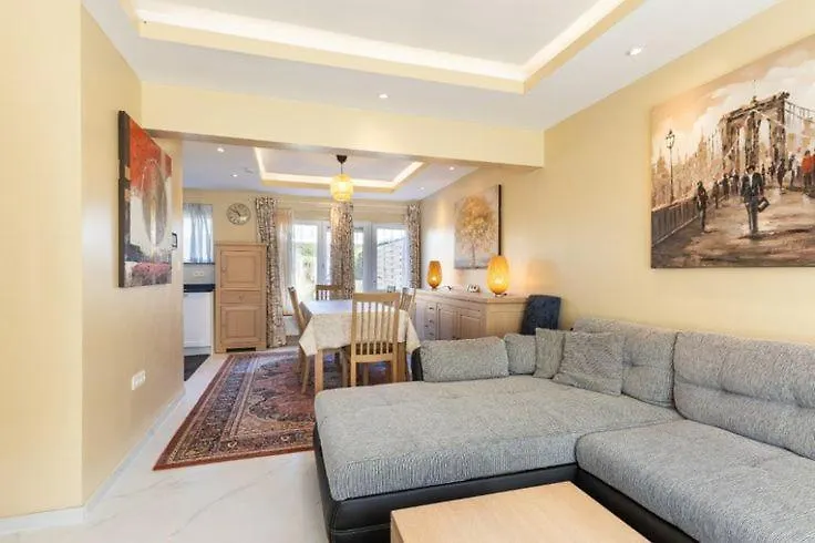 Cosy House With 3 Rooms And Garden Near Beach Ostend